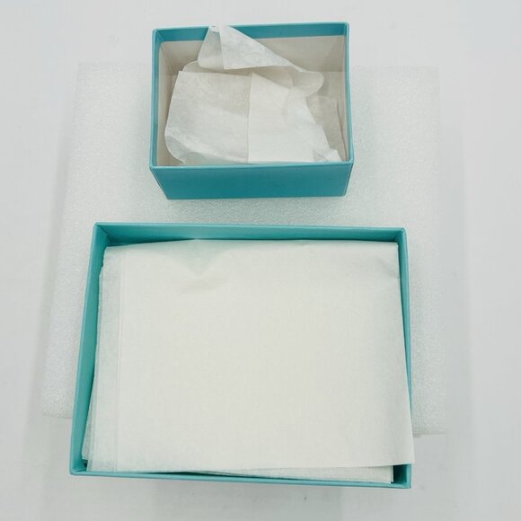 Two Tiffany & Co Small Empty Blue Boxes 3.5"x2.75"x1.75" and 5.5"x4.25"x1" - Picture 4 of 4